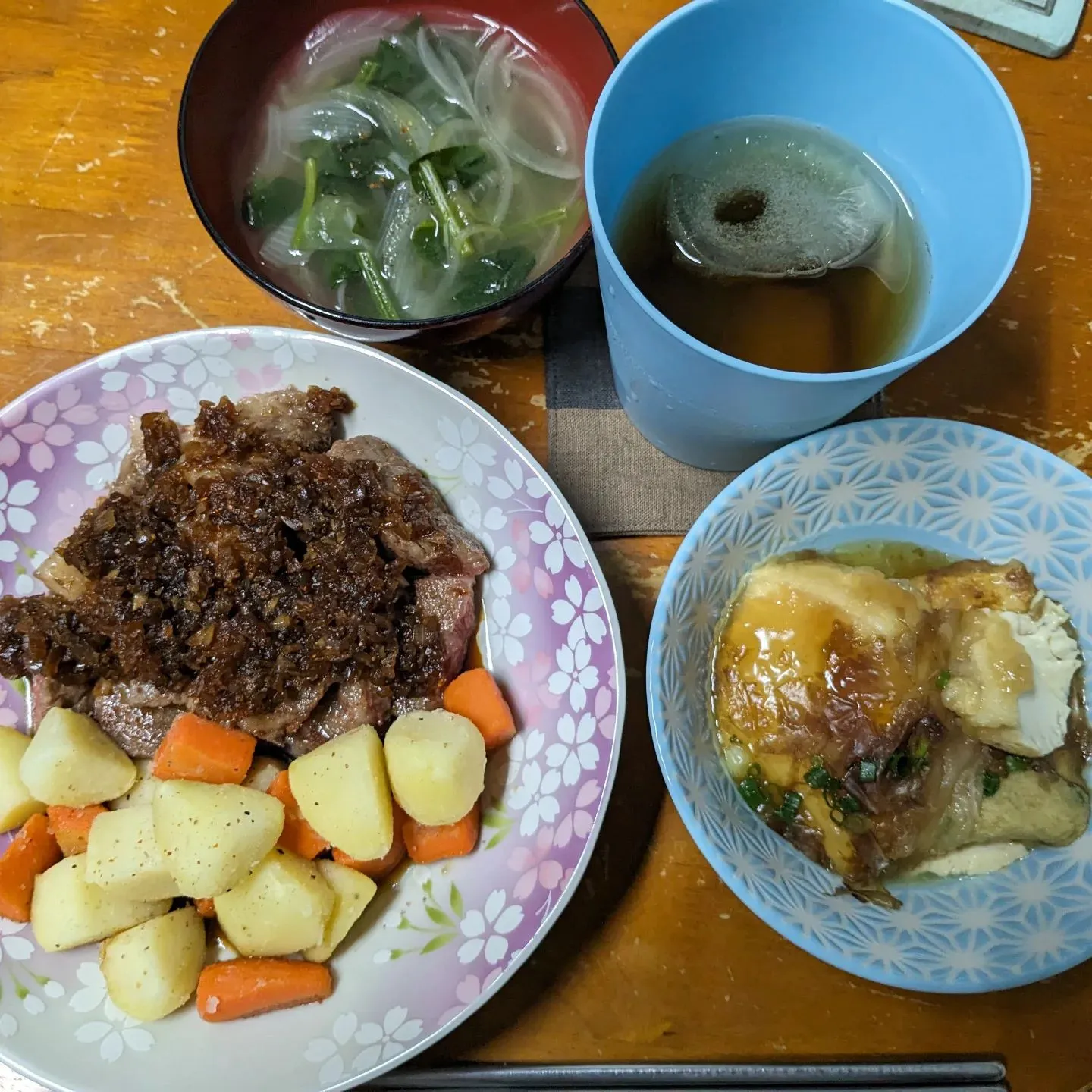 🥩✨週末にはちょっと贅沢に、A5ランクのサーロインステーキを...